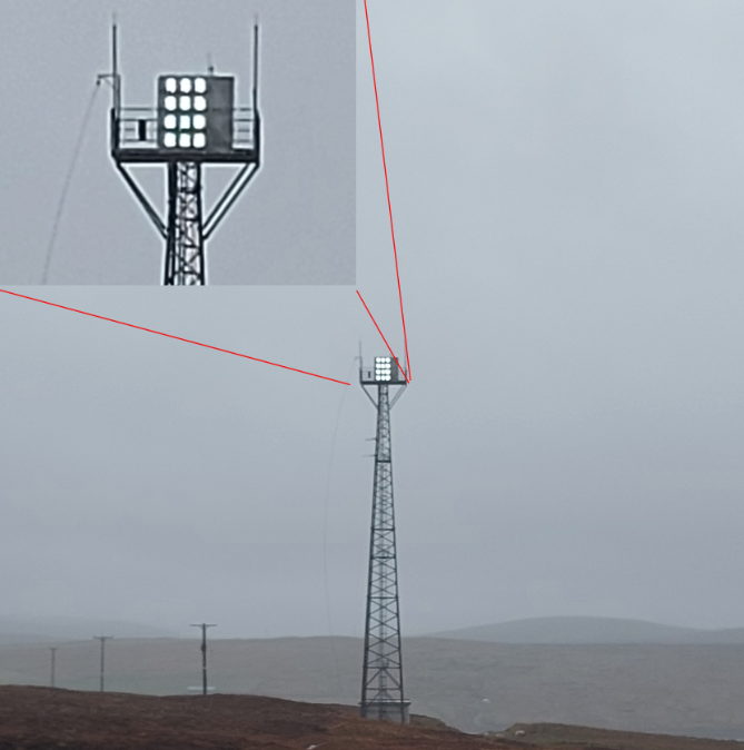 Long range leading light on 30m mast